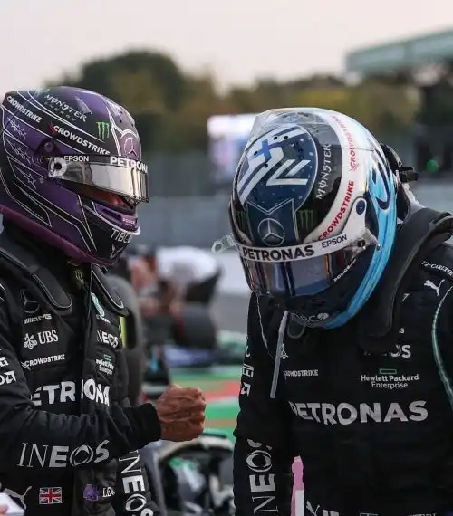 F1, Mercedes: colpo di scena per Valtteri Bottas e allarme per Lewis Hamilton