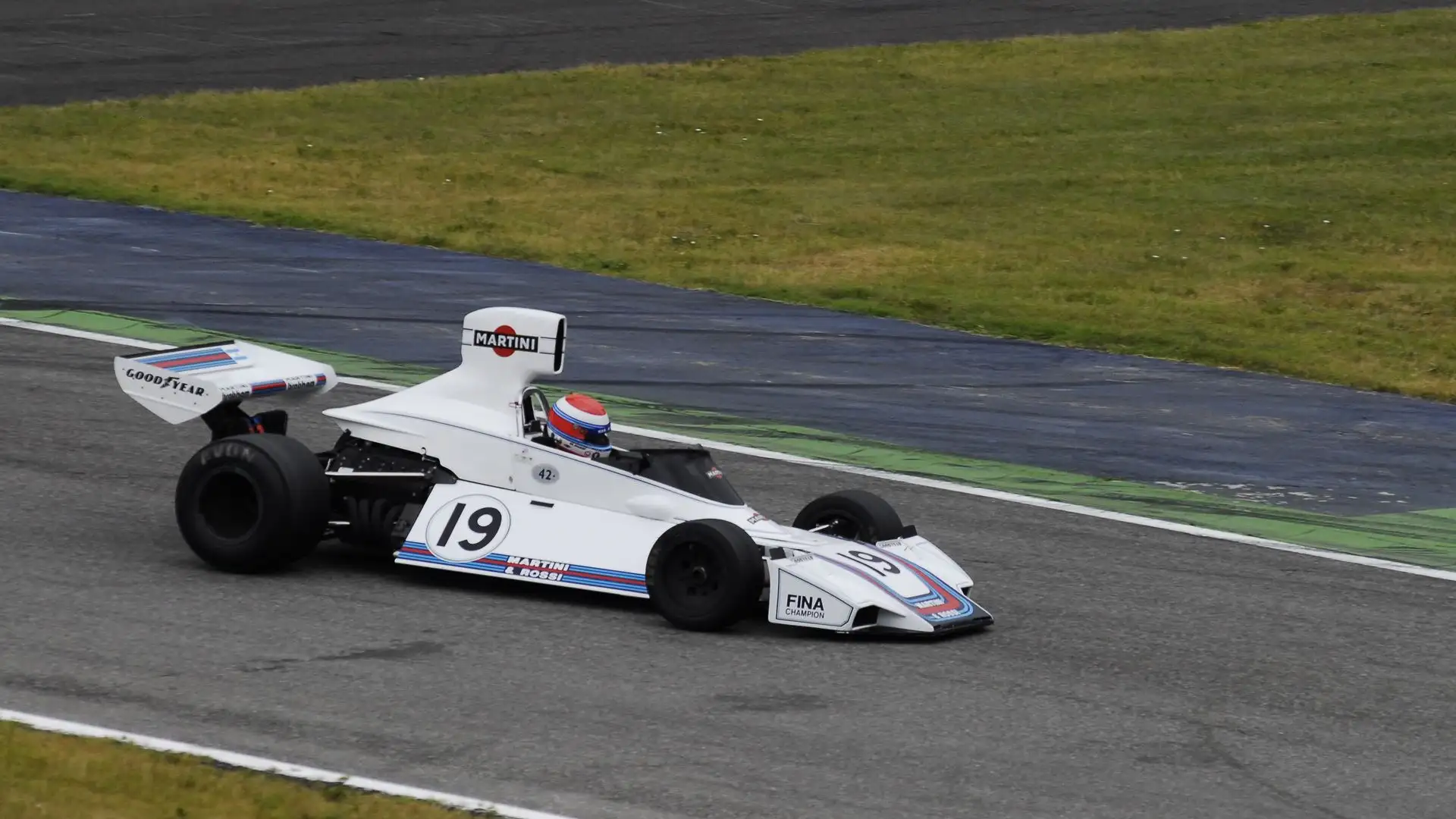 Il rendimento della monoposto convinse il team a schierarla anche nel 1975