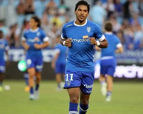 Brandao persiste e conquista
