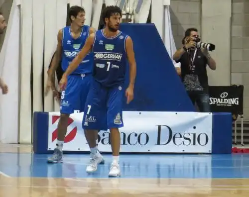 Brescia vola con Vitali, Brindisi ok all’overtime