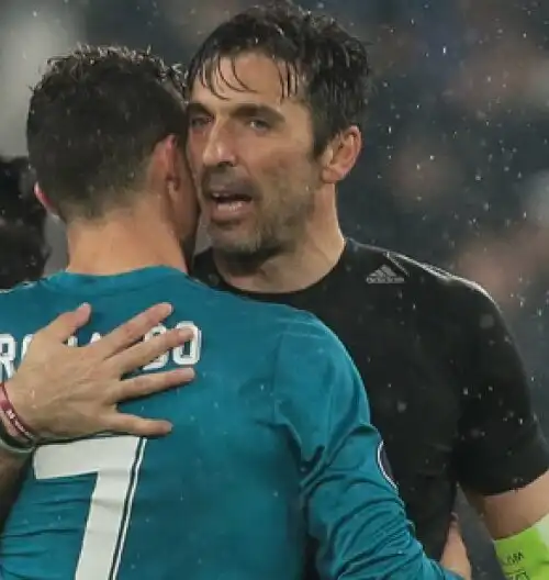 Buffon ammette: “Avrei voluto giocare con Ronaldo”