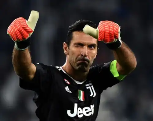 Buffon: “Il migliore di sempre? Fate voi”