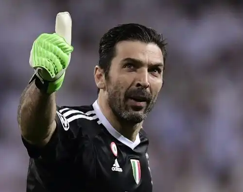 Buffon torna alla Juve, scelto il numero di maglia