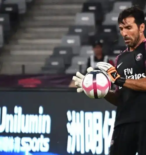 Buffon vince e ringrazia tutti