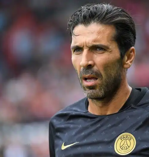 Buffon fa i complimenti alla Spal