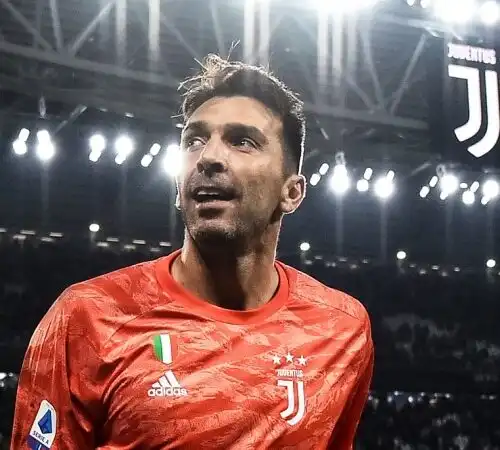 Juve, Buffon agguanta Maldini