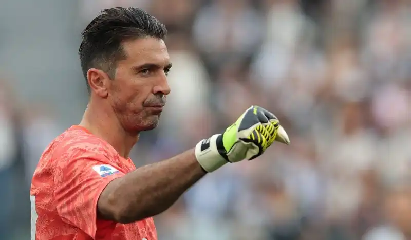 Gigi Buffon annuncia l’addio alla Juventus