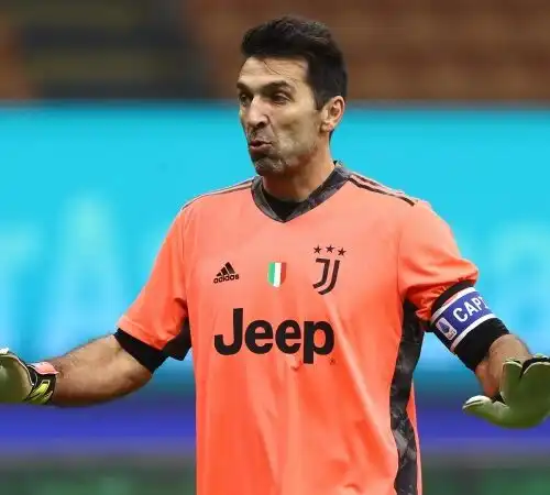 Buffon detta le condizioni per continuare a giocare