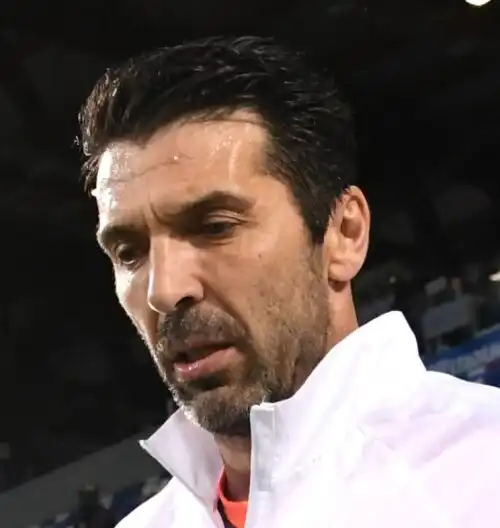 Gianluigi Buffon finisce ko