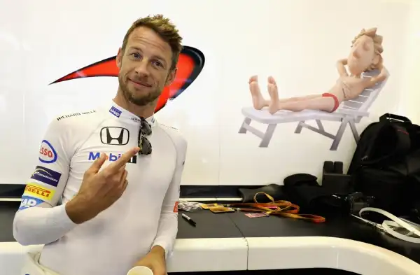 McLaren, Button al posto di Alonso