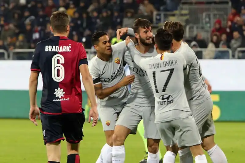 Ai gol di Cristante e Kolarov rispondono Ionita e Sau, espulsi Maran, Ceppitelli e Srna nel finale!