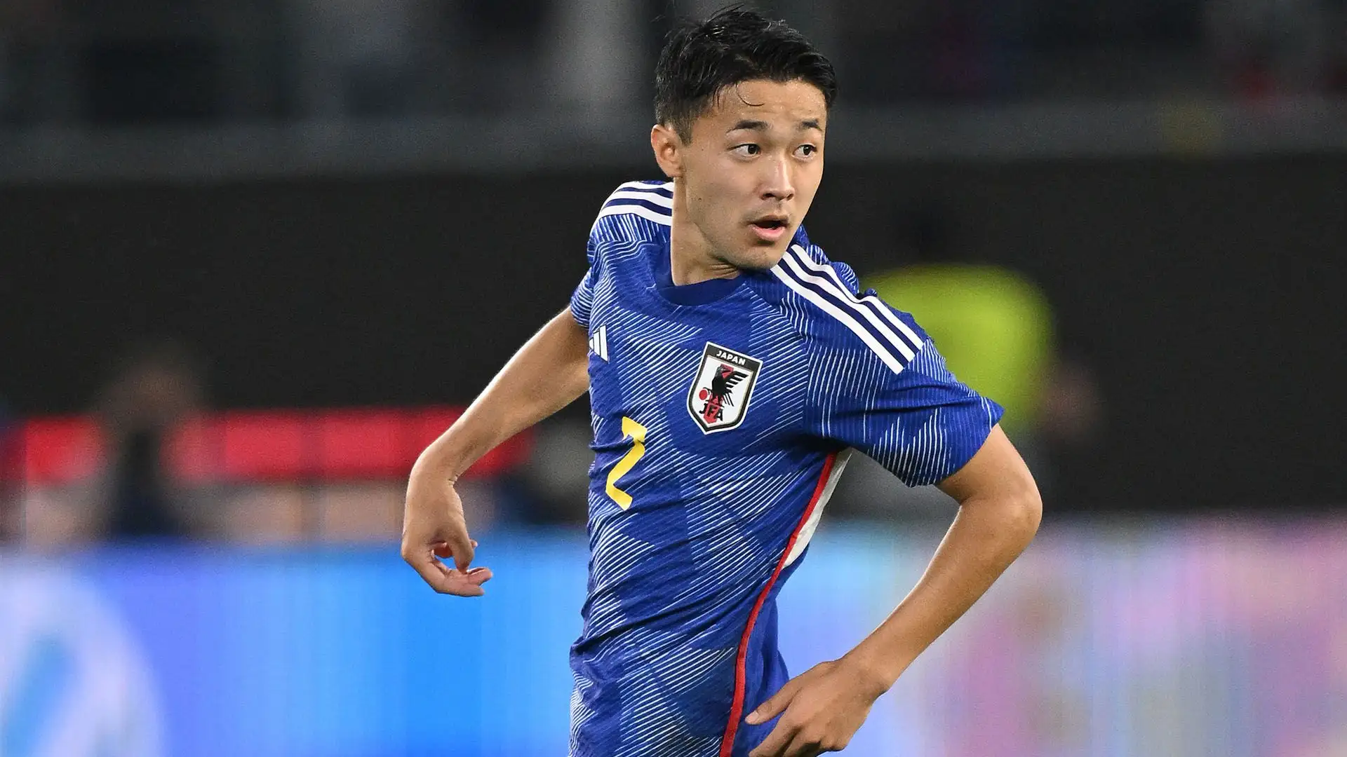Il fortissimo terzino dell'AZ Alkmaar Yukinari Sugawara è una certezza
