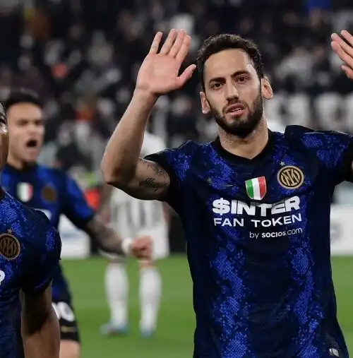 L’Inter sbanca Torino con un rigore ripetuto, Juve ko tra le polemiche