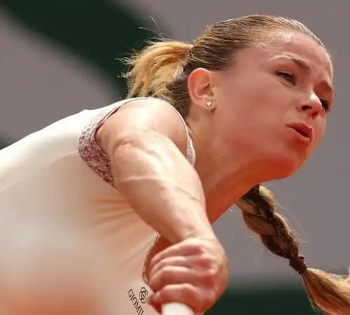 Camila Giorgi illumina Parigi e sorprende la Putintseva: le foto