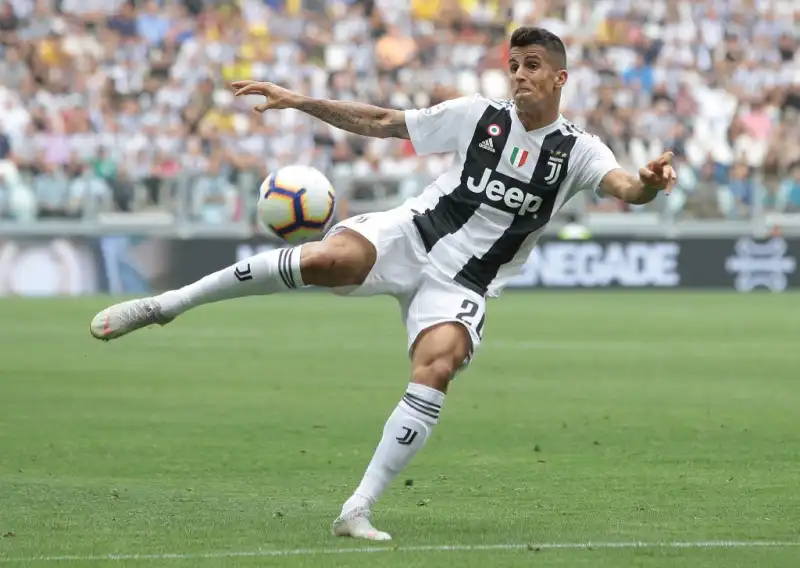 Juventus: Cancelo verso l’addio, tifosi arrabbiati