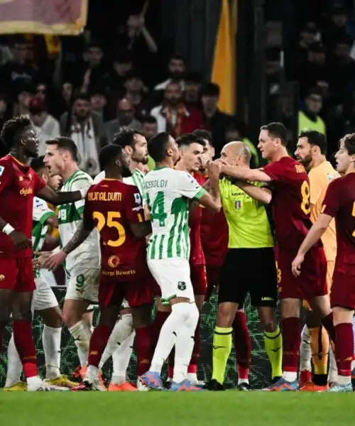 Caos nel primo tempo di Roma-Sassuolo: succede di tutto. Le foto