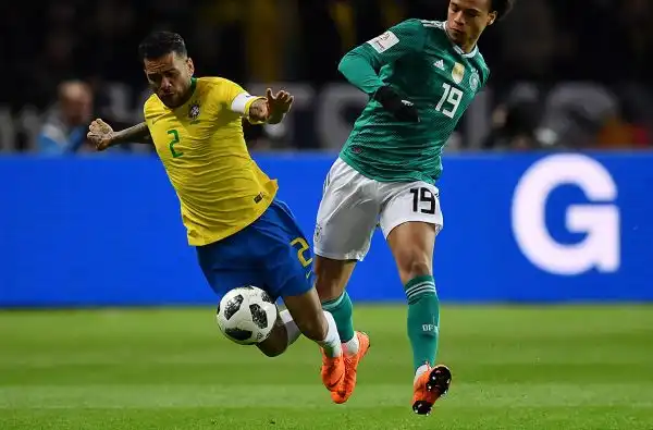 Nella sfida amichevole contro la Germania a vestire la fascia è stato Dani Alves