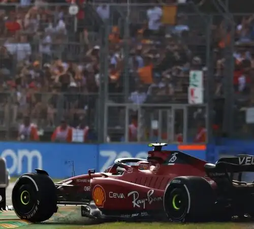 F1 GP d’Australia: disastro Carlos Sainz, tradito dalle gomme