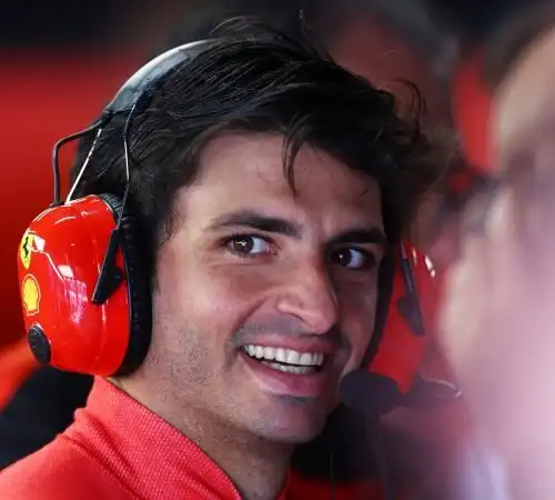 Ferrari, Carlos Sainz ha ritrovato il sorriso