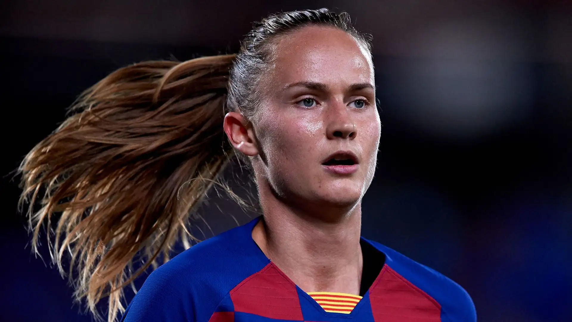 Ha vinto 3 campionati tedeschi e 5 Coppe di Germania con il Wolfsburg
