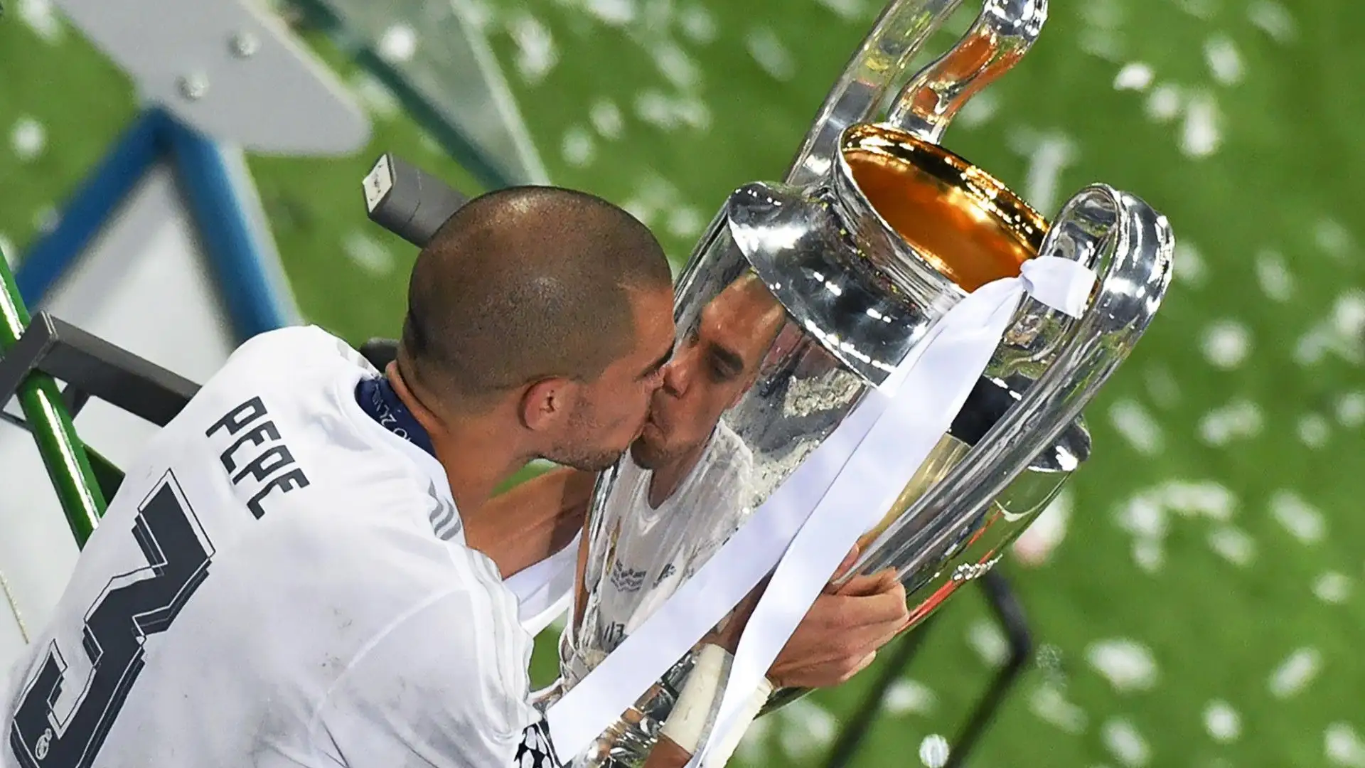 In carriera ha vinto 3 Champions League