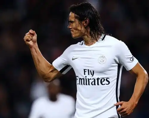 Cavani delude le italiane: “Rinnovo”