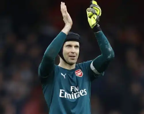 Petr Cech snobba il Napoli