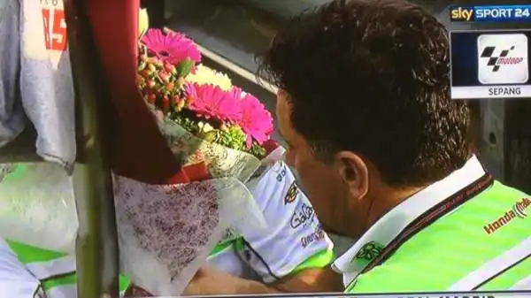 Come ogni anno, il Team Gresini si è recato sul luogo dell'incidente costato la vita a Marco Simoncelli per una toccante cerimonia.