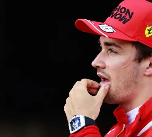 Lewis Hamilton o Max Verstappen: Charles Leclerc si schiera