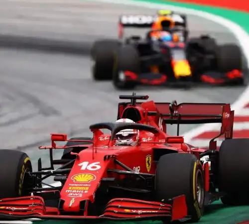 F1, la furia della Ferrari contro Sergio Perez