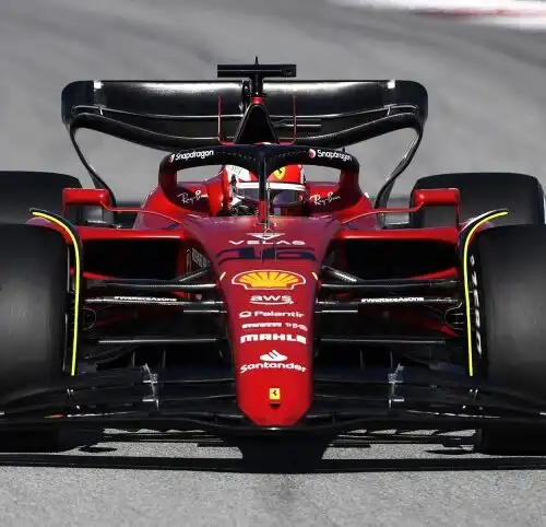 Test F1 a Barcellona, ecco le nuove monoposto rivoluzionate: le foto