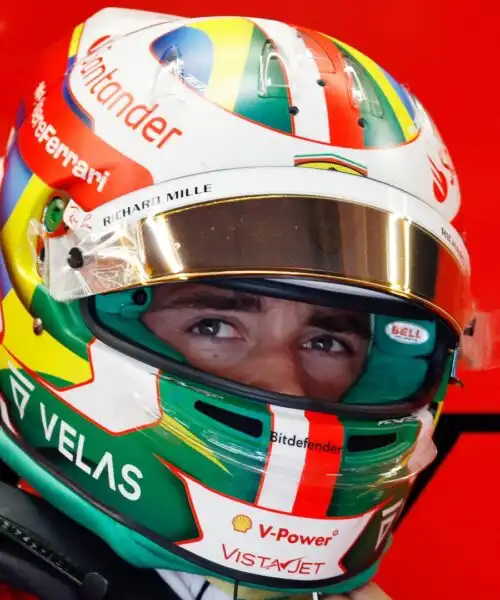 Charles Leclerc riparte davanti a Frederic Vasseur