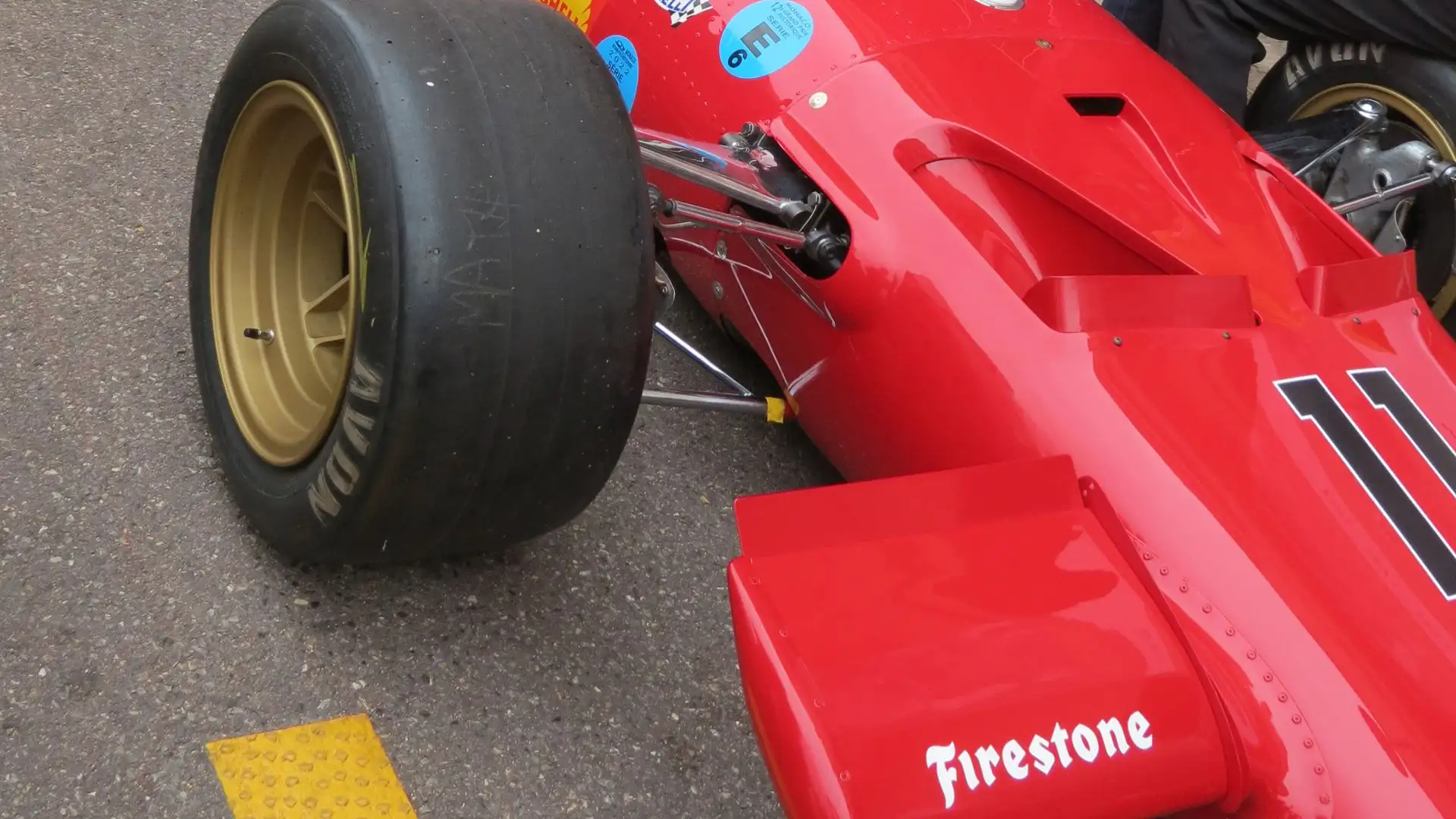 Possedere una Ferrari non è per tutti