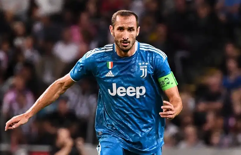 Juventus, Chiellini manda un messaggio a Conte e all’Inter