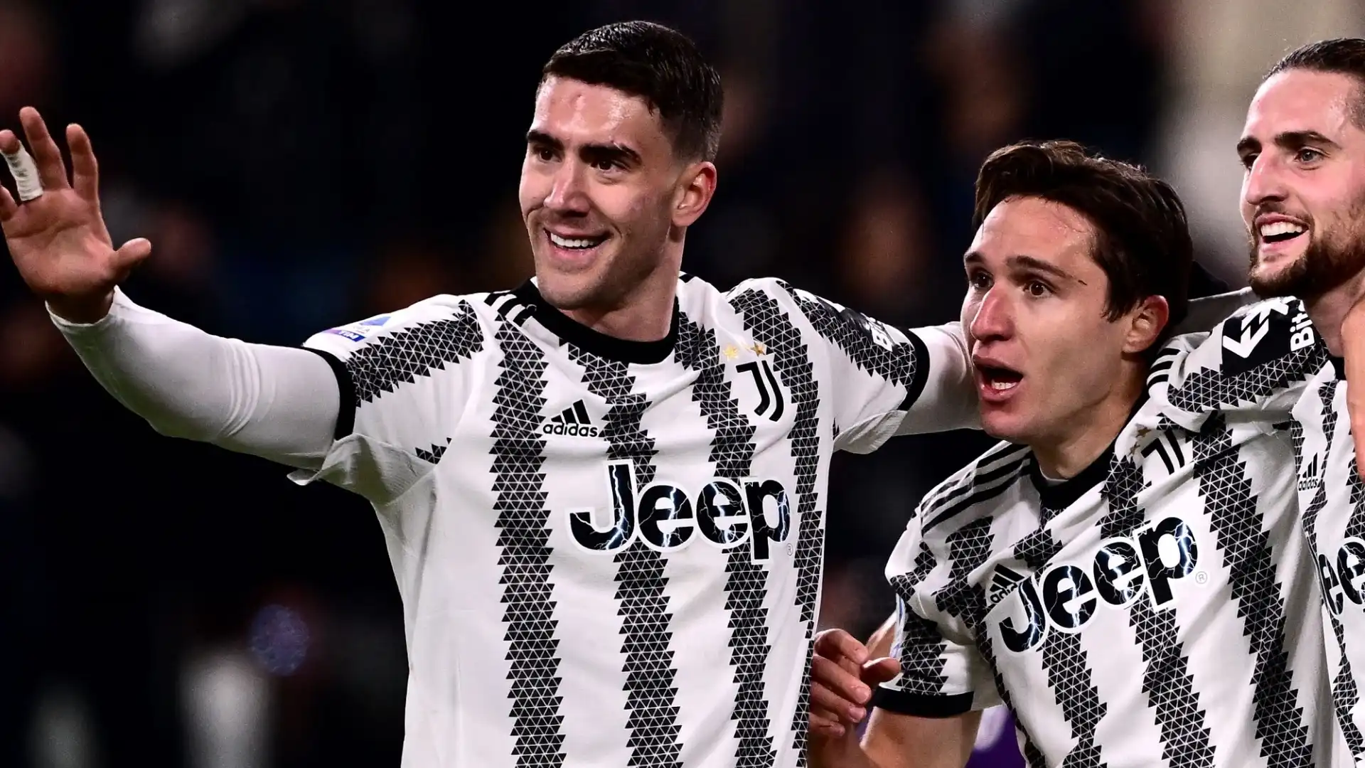 La Juventus aspetta l'offerta giusta sia per Federico Chiesa, sia per Dusan Vlahovic
