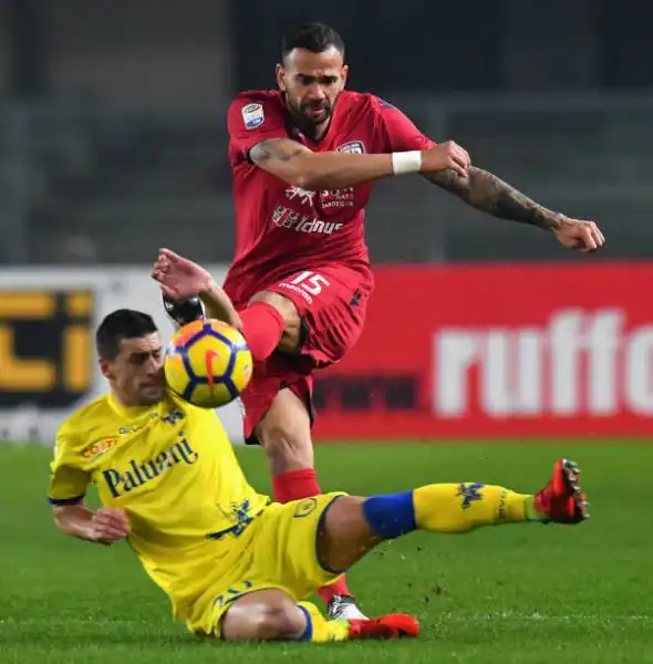 Giaccherini-Inglese ed il Chievo ritorna alla vittoria dopo 10 partite in cui aveva totalizzato appena due punti.