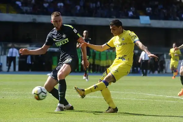 I nerazzurri si impongono per 2-1 a fatica contro il Chievo.