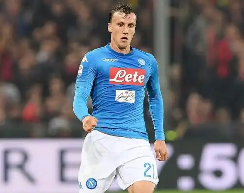 Napoli, stagione finita per Chiriches