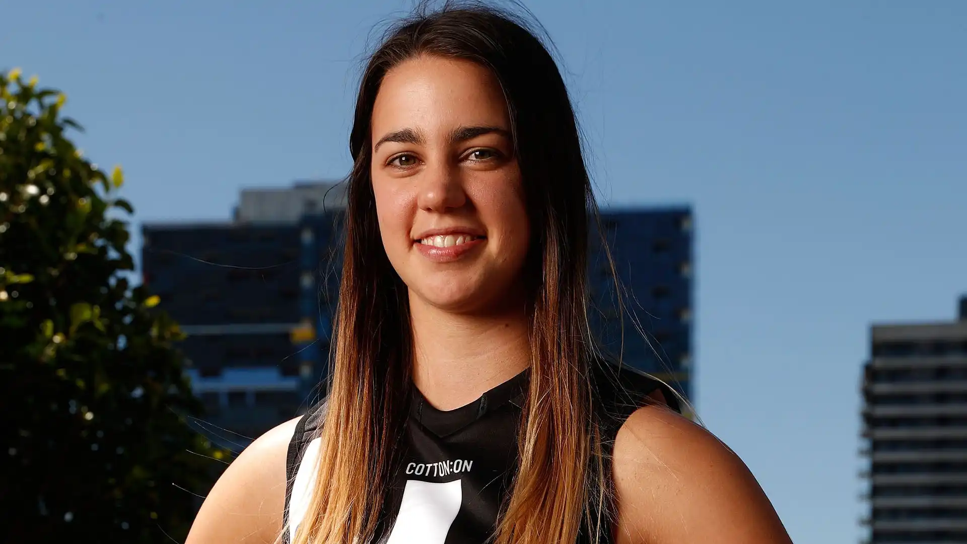 Chloe Molloy è una calciatrice australiana che gioca per il Collingwood Football Club nell'AFL Women's (AFLW)