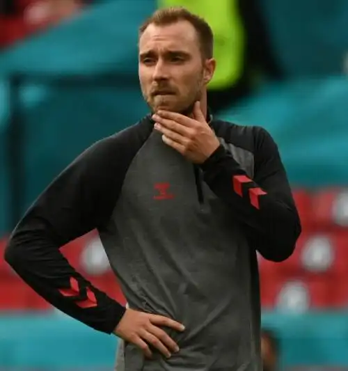 Euro2020 non è finita per Christian Eriksen: bel gesto della Uefa