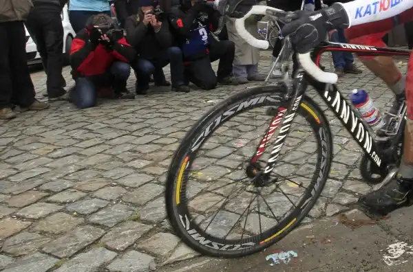 Vuelta 2019, sterrato e anche pavé