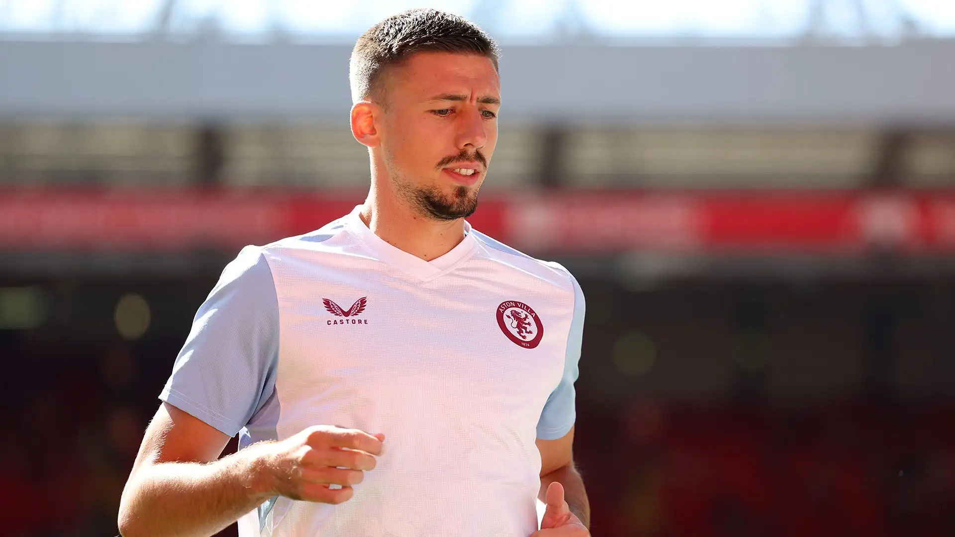 Al momento Lenglet è in prestito all'Aston Villa
