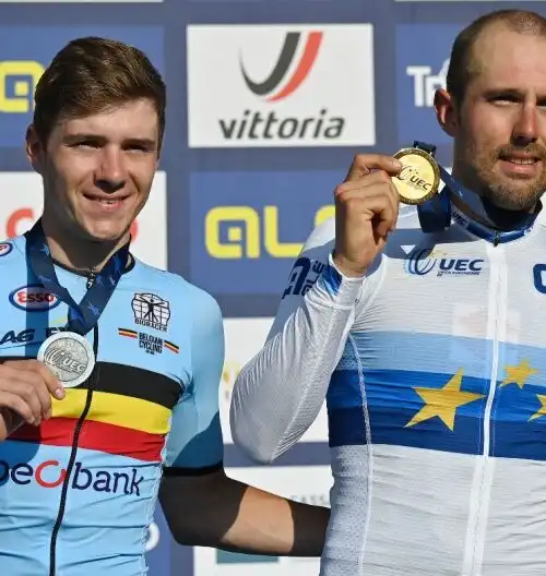 Europei di ciclismo a Colbrelli, Evenepoel torna sul gestaccio