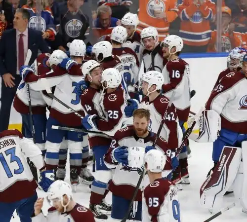 NHL, gli Avalanche si giocano la Stanley Cup dopo 21 anni