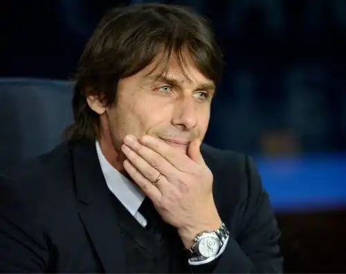 Conte: “Sarri? Non leggo i giornali”