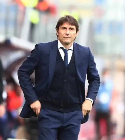 Manchester United, Gary Neville ha un dubbio su Antonio Conte