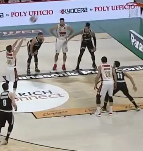 La Reyer piega la Virtus all’overtime