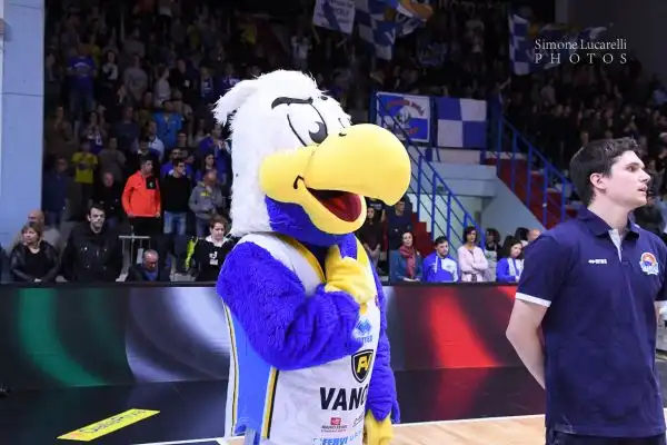 L'Olimpia soffre ma vince ancora in trasferta e si conferma capolista.