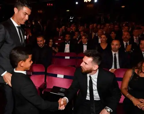 Il figlio di Ronaldo ha un idolo: Leo Messi