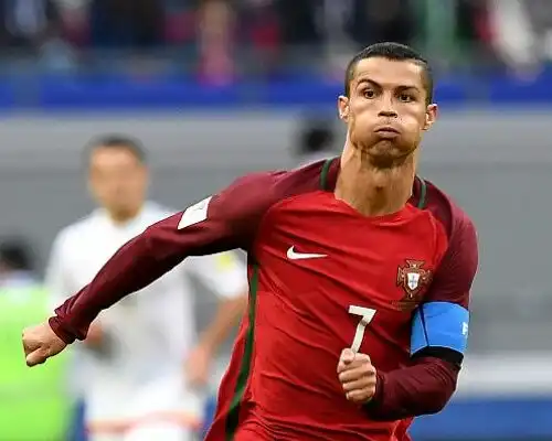 Pelé si inchina a Ronaldo